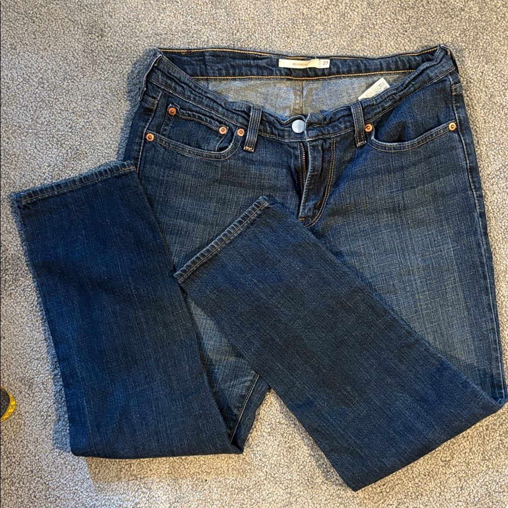 Levi’s Classic Blue Denim Boyfriend Straight Leg Jeans. Size 27